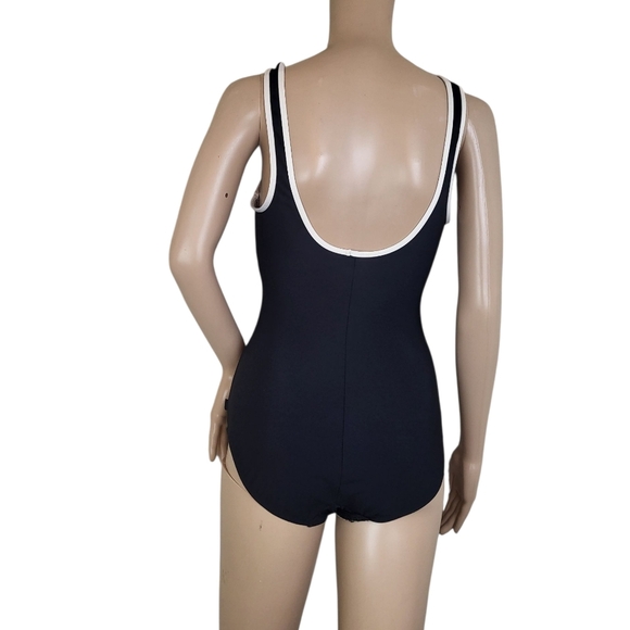 Reebok Black/White Shirred Ruched Zip Front One Piece Zig Zag Swimsuit 10 - Picture 2 of 2